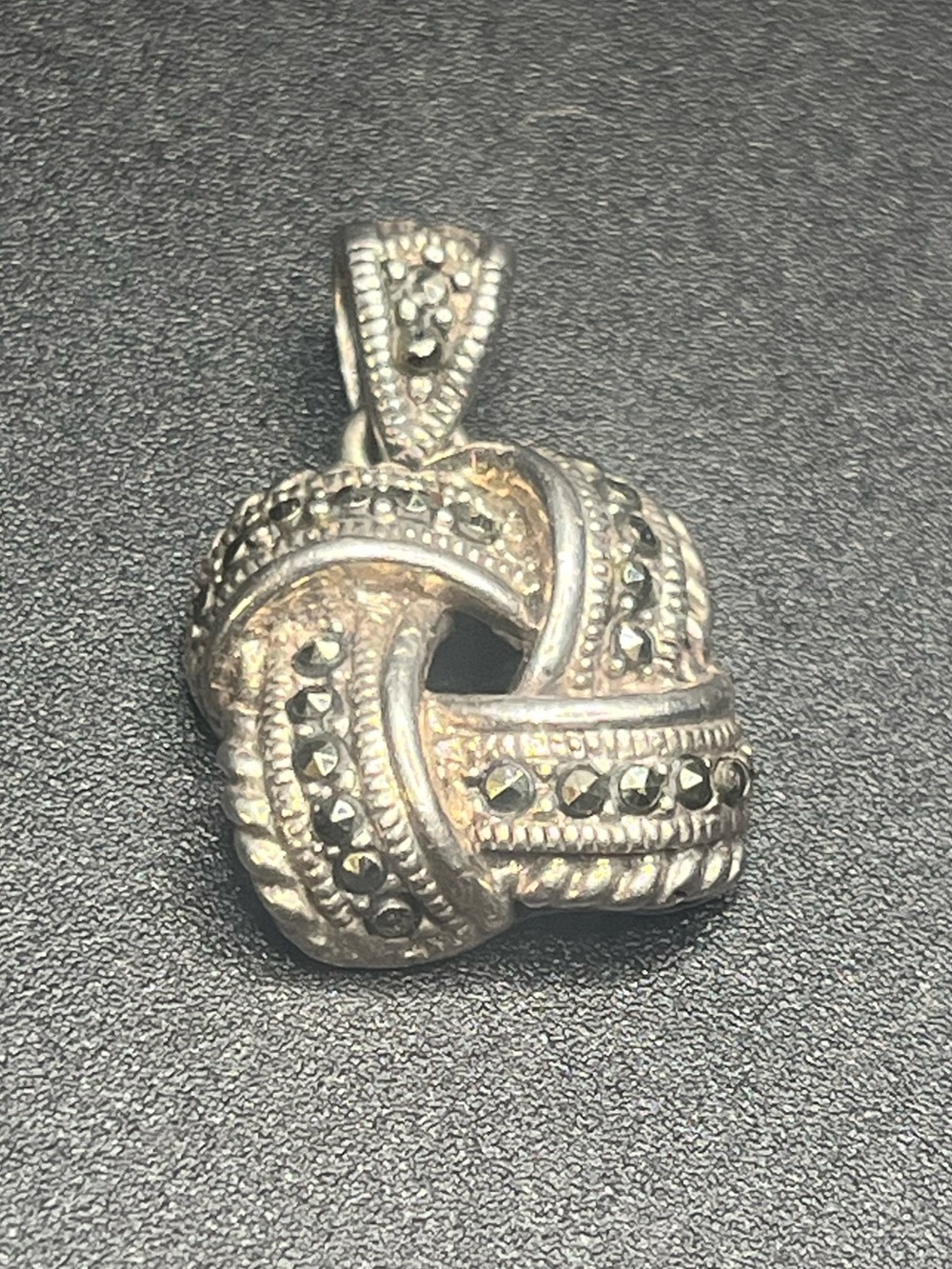 925 Sterling Silver Marcasite Knot Pendant Vintage Style 1990’s